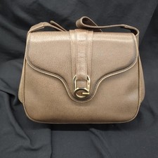 Modello spalla pelle vintage